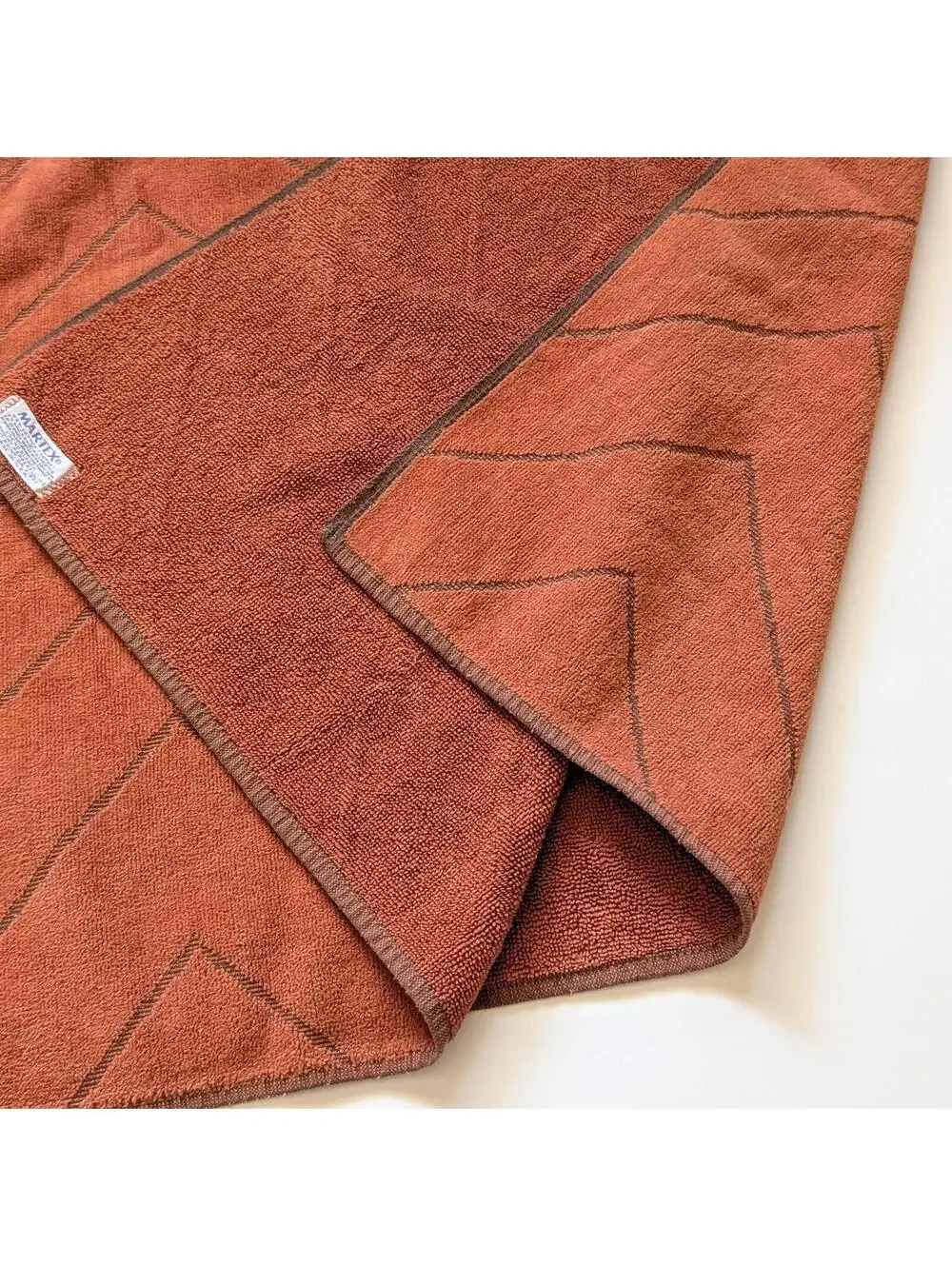 1970s Vintage Martex Burnt Orange Bath Towel with Chevron Design